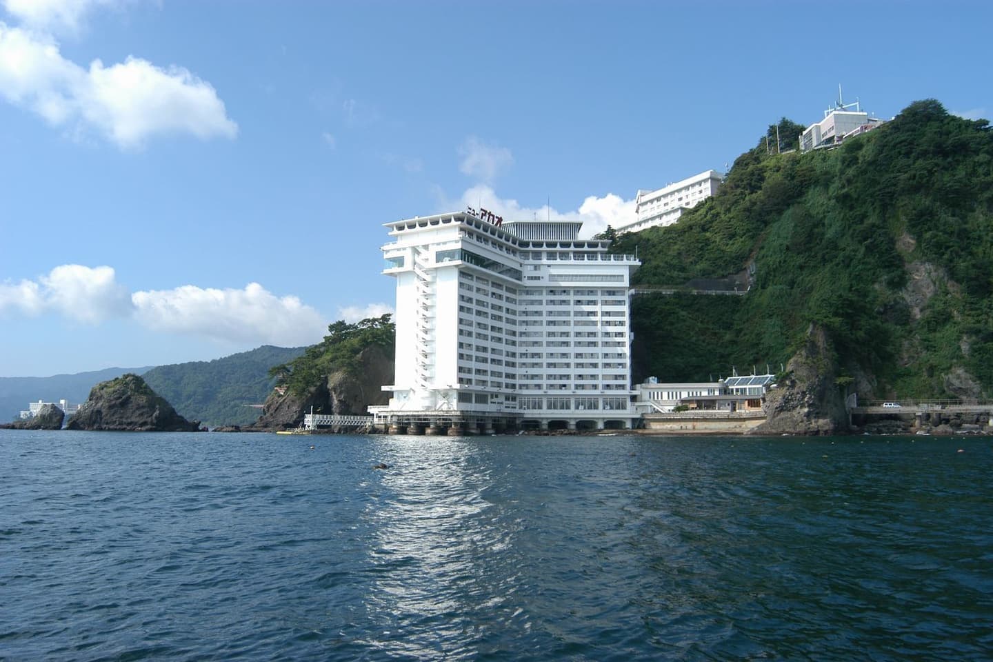 ホテル全景